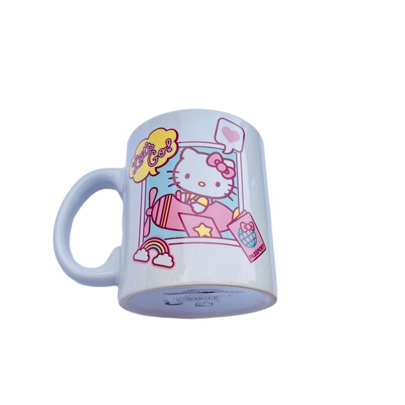 Hello Kitty Travel Inspired Ceramic Mug 20 oz - Picture 3 of 14